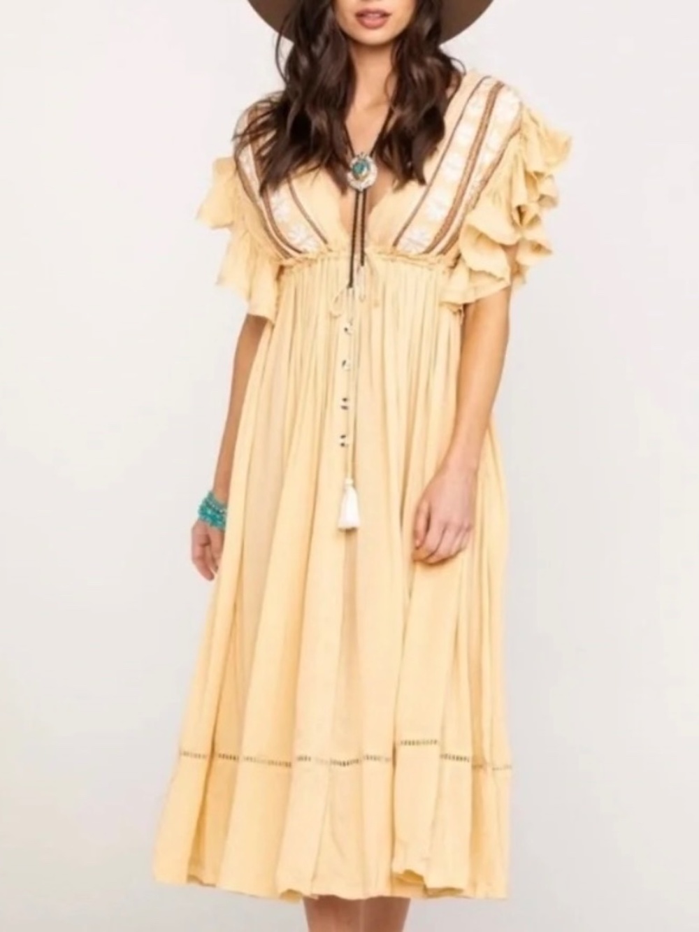 Free People Bali Embroidered Ruffle Dress M Cream V-Neck Boho Prairie Western